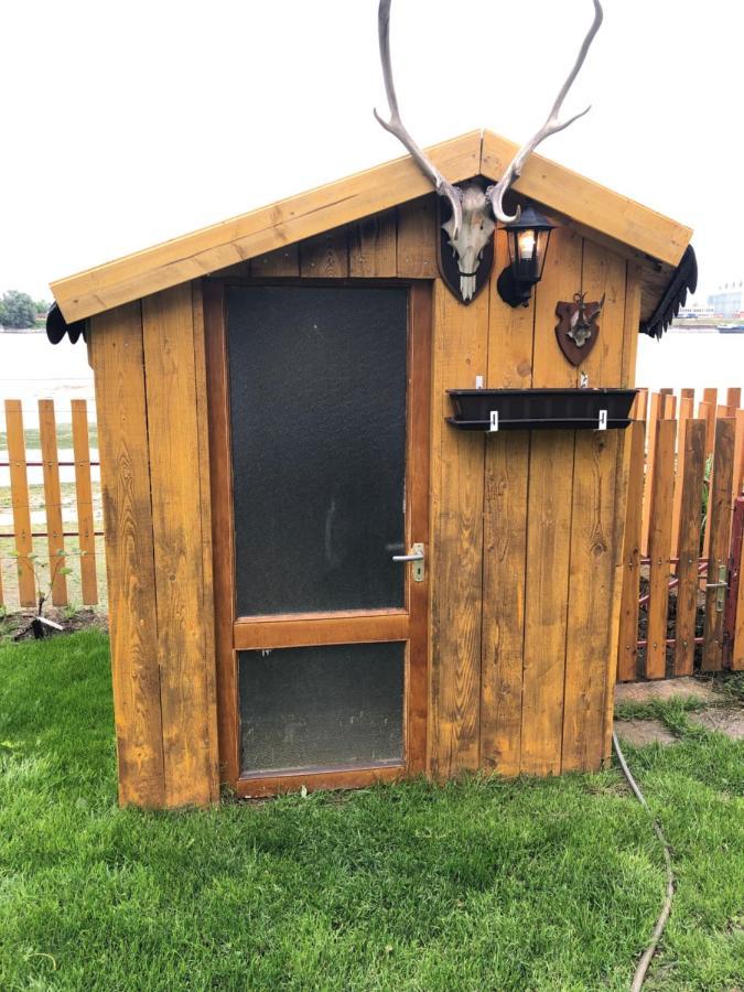 Hero 4 Sterne Ferienhaus バヤ エクステリア 写真