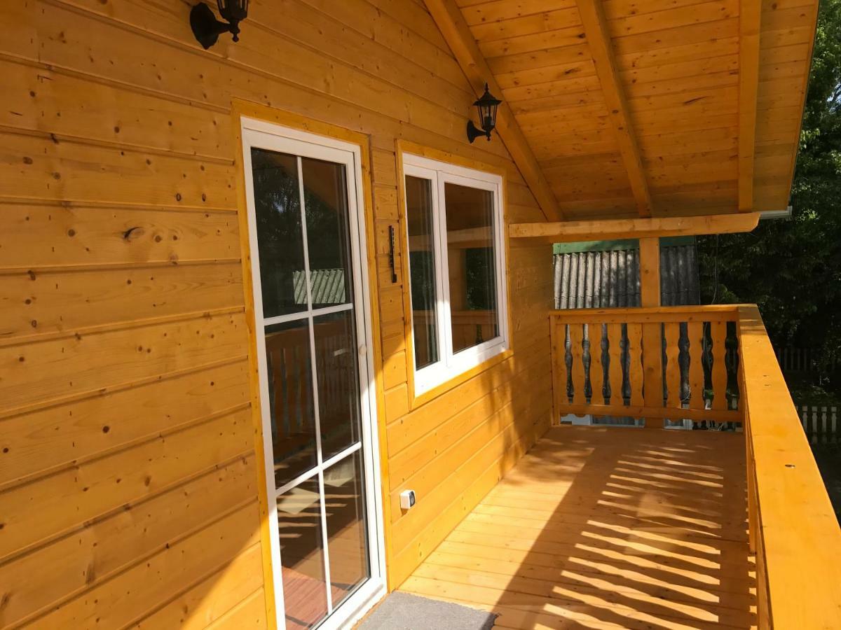 Hero 4 Sterne Ferienhaus バヤ エクステリア 写真