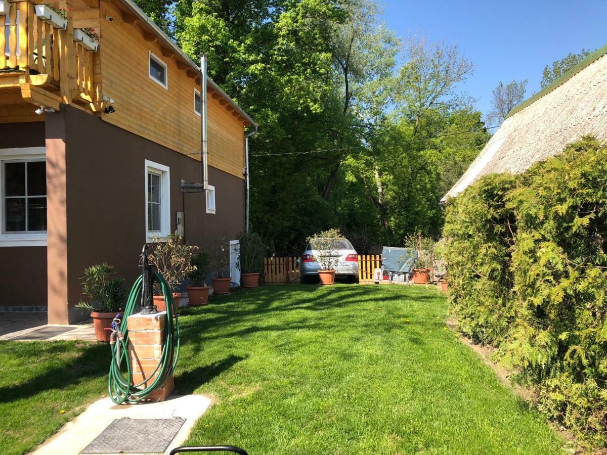 Hero 4 Sterne Ferienhaus バヤ エクステリア 写真